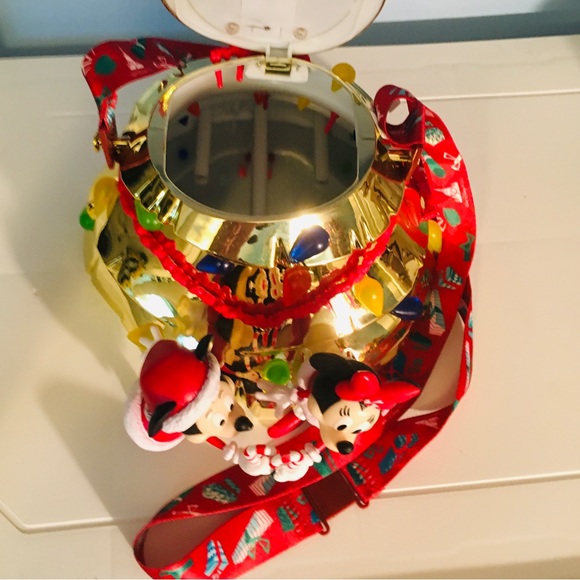 ✨ Disney World 50th Celebration Gold Light Up Christmas Tree Popcorn Bucket ✨ - Picture 10 of 12